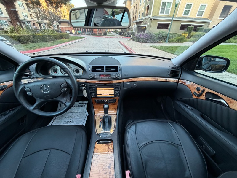 Mercedes-Benz E-Class E550 Sedan 2009