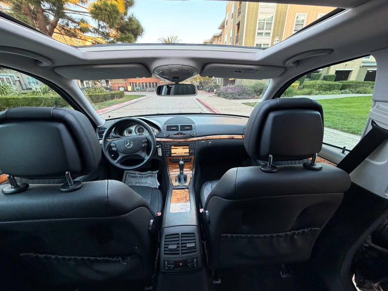 Mercedes-Benz E-Class E550 Sedan 2009