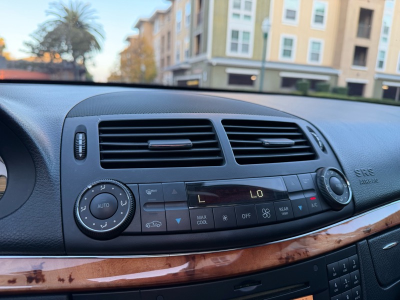 Mercedes-Benz E-Class E550 Sedan 2009