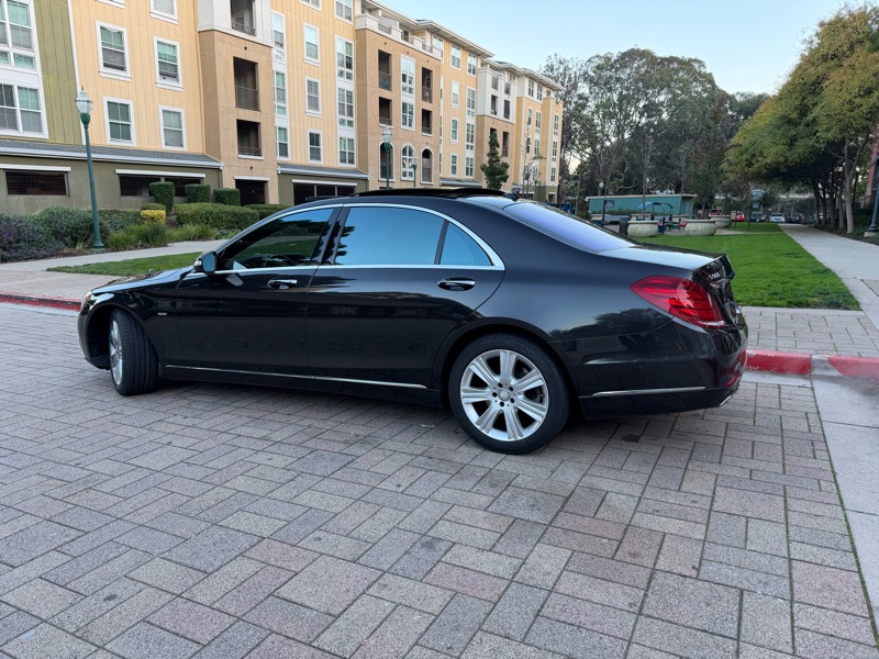 Mercedes-Benz S-Class S550 2014