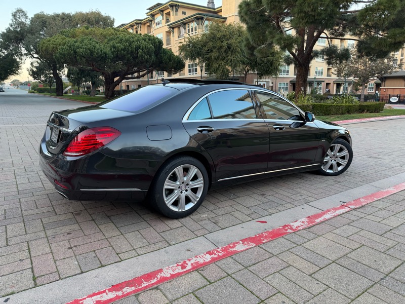 Mercedes-Benz S-Class S550 2014