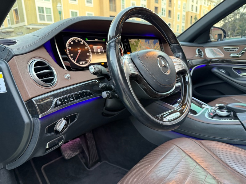 Mercedes-Benz S-Class S550 2014