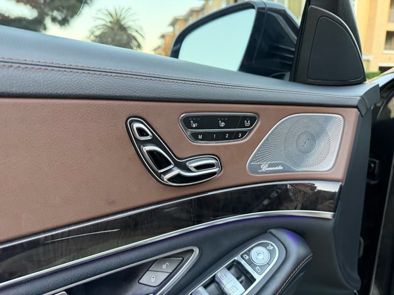 Mercedes-Benz S-Class S550 2014