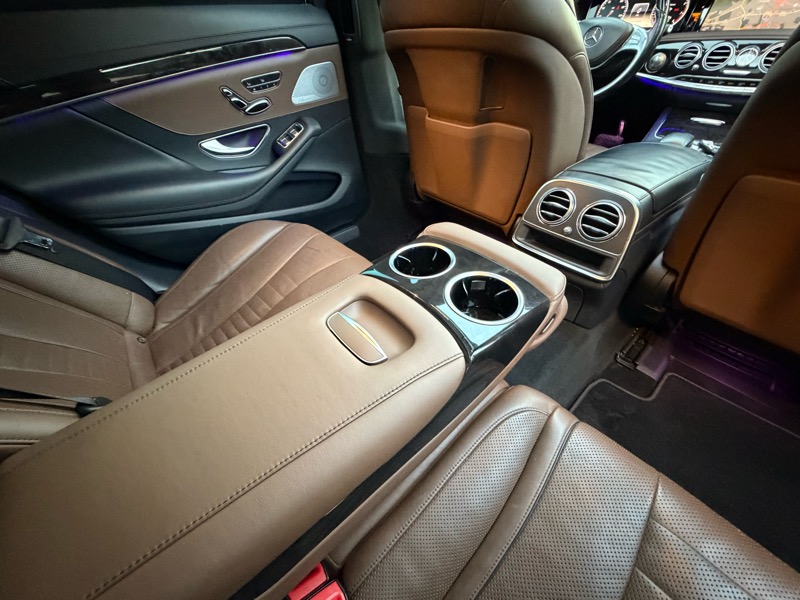 Mercedes-Benz S-Class S550 2014