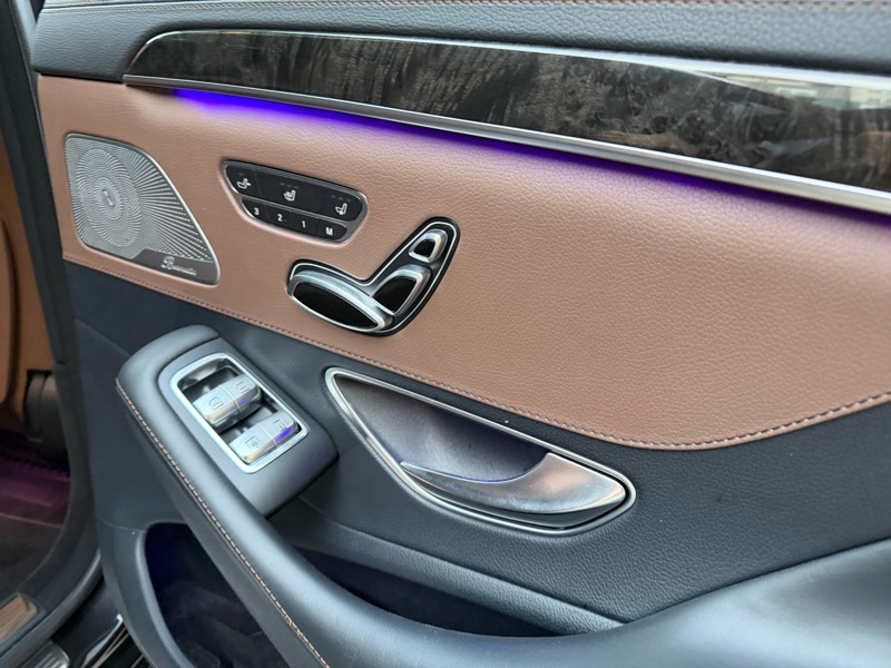 Mercedes-Benz S-Class S550 2014