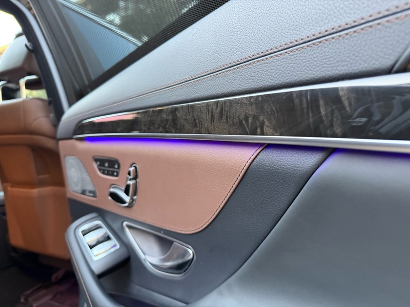 Mercedes-Benz S-Class S550 2014