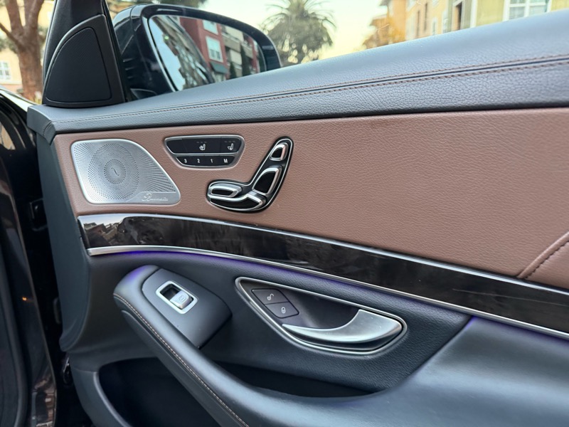 Mercedes-Benz S-Class S550 2014