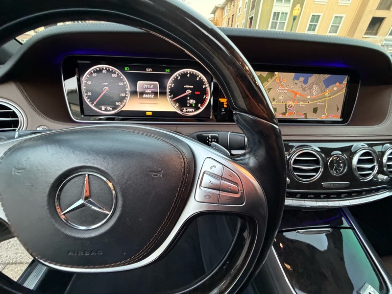 Mercedes-Benz S-Class S550 2014