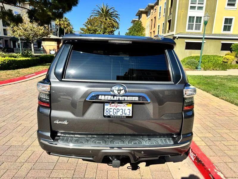 Toyota 4Runner Limited 4WD V6 2018