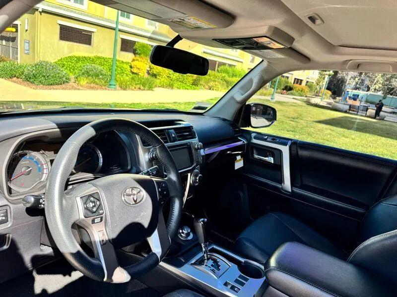 Toyota 4Runner Limited 4WD V6 2018