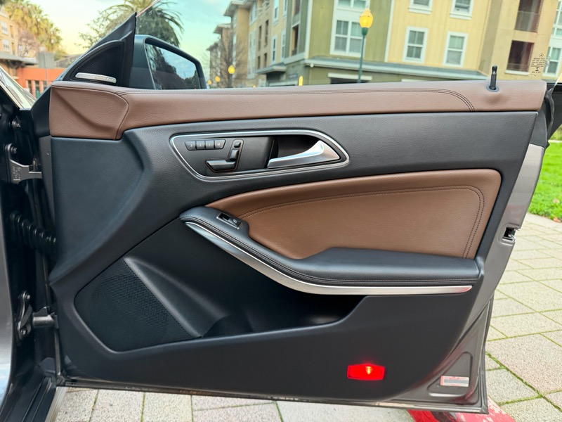 Mercedes-Benz CLA-Class CLA250 2014