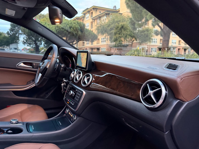 Mercedes-Benz CLA-Class CLA250 2014