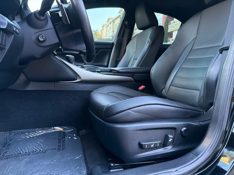 Lexus IS 350 RWD 2014