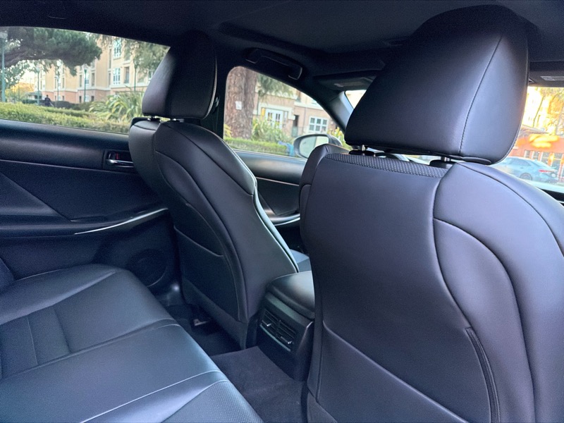 Lexus IS 350 RWD 2014