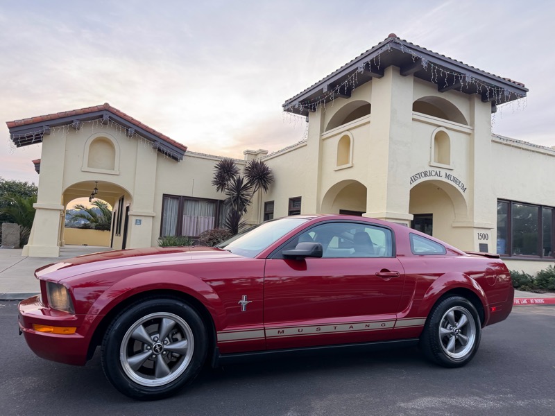 Ford Mustang V6 Premium Coupe 2008