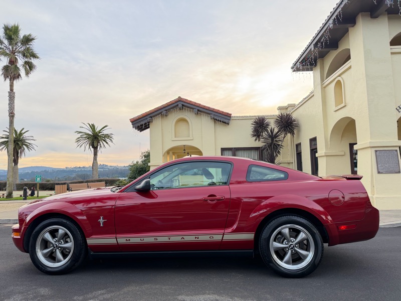 Ford Mustang V6 Premium Coupe 2008