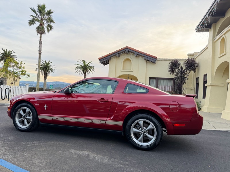 Ford Mustang V6 Premium Coupe 2008