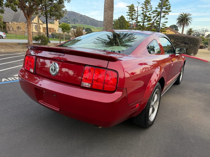 Ford Mustang V6 Premium Coupe 2008