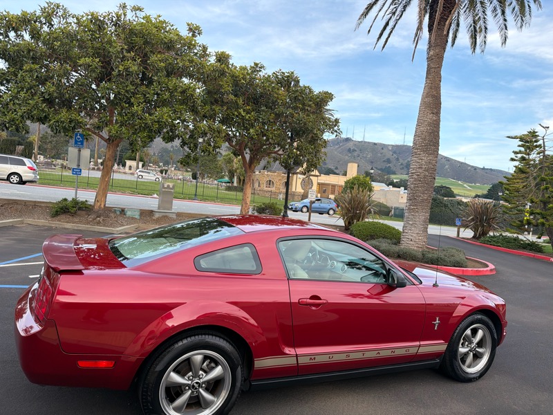 Ford Mustang V6 Premium Coupe 2008