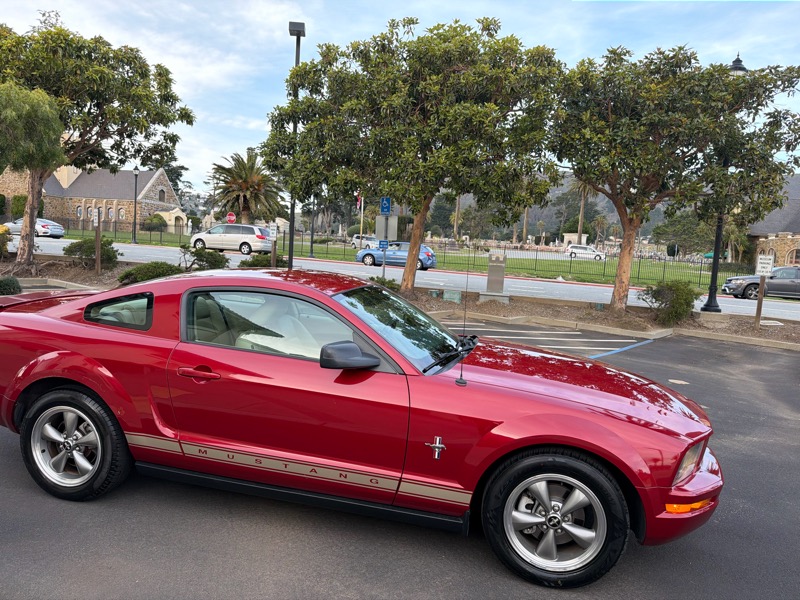 Ford Mustang V6 Premium Coupe 2008