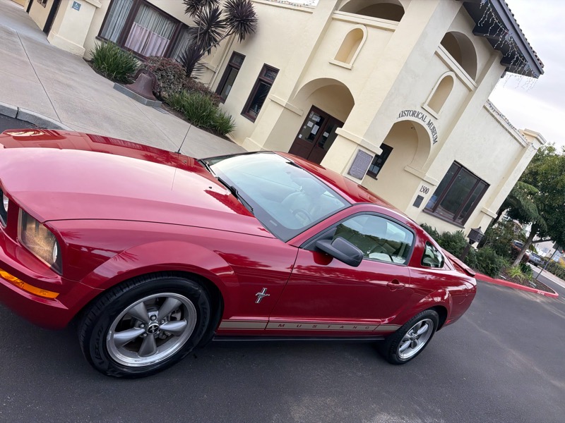 Ford Mustang V6 Premium Coupe 2008
