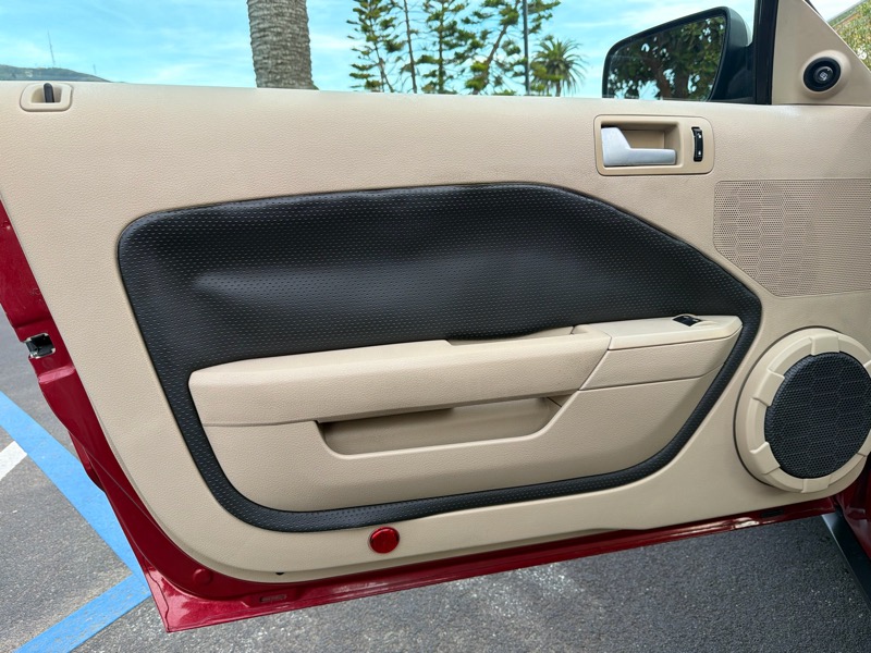 Ford Mustang V6 Premium Coupe 2008