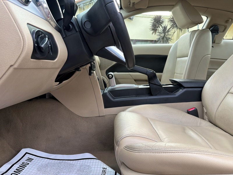 Ford Mustang V6 Premium Coupe 2008