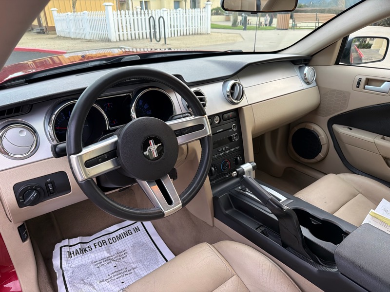 Ford Mustang V6 Premium Coupe 2008