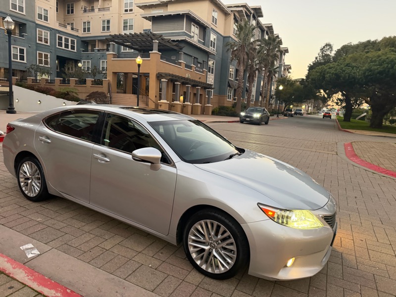 Lexus ES 350 Sedan 2013