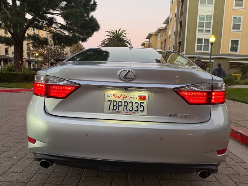 Lexus ES 350 Sedan 2013