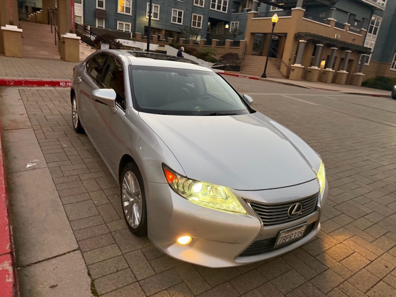Lexus ES 350 Sedan 2013