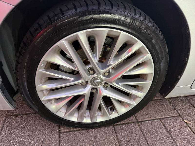 Lexus ES 350 Sedan 2013