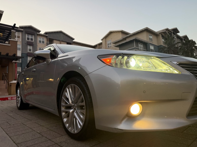 Lexus ES 350 Sedan 2013