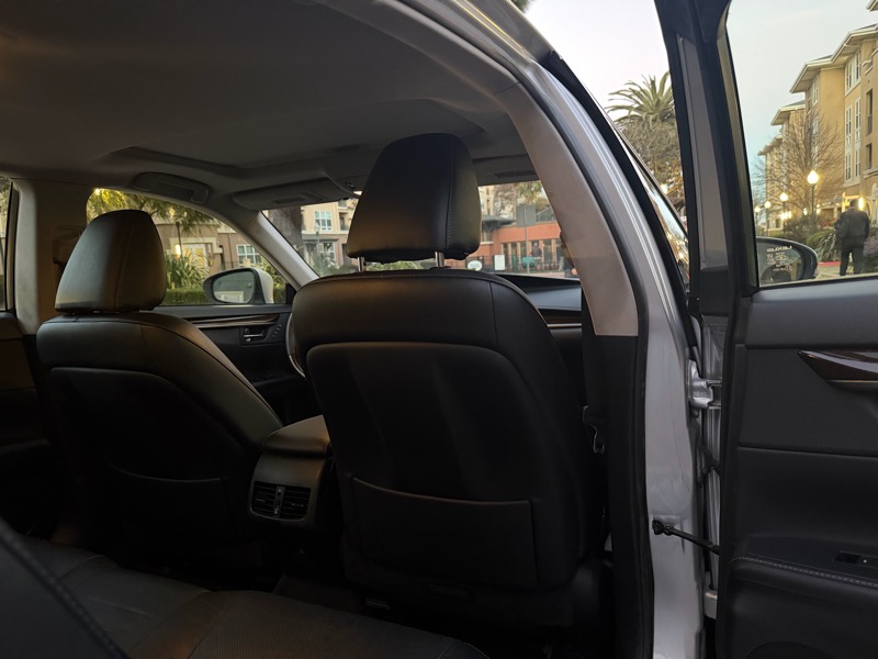 Lexus ES 350 Sedan 2013