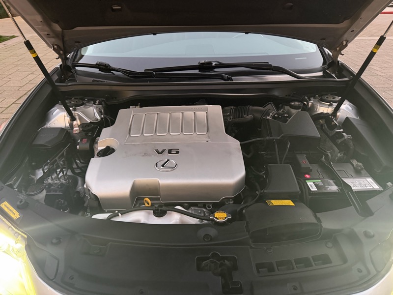 Lexus ES 350 Sedan 2013