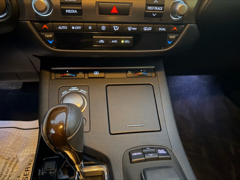 Lexus ES 350 Sedan 2013