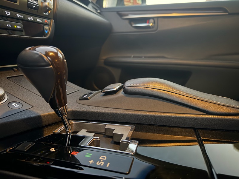 Lexus ES 350 Sedan 2013