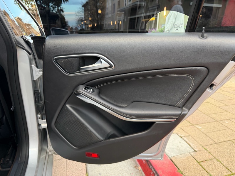 Mercedes-Benz CLA-Class CLA250 2018