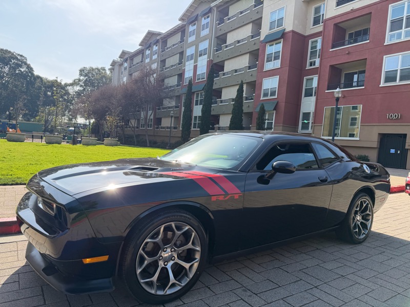 Dodge Challenger R/T 2012