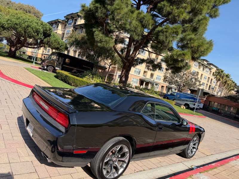 Dodge Challenger R/T 2012