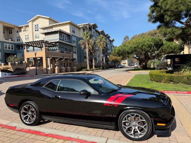Dodge Challenger R/T 2012