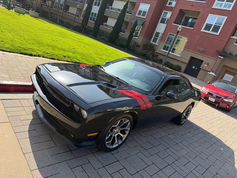 Dodge Challenger R/T 2012