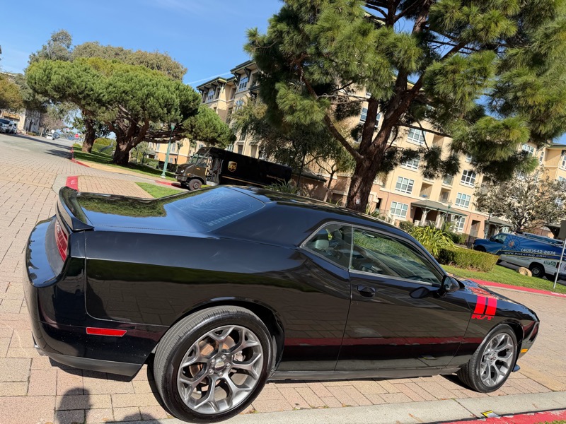 Dodge Challenger R/T 2012