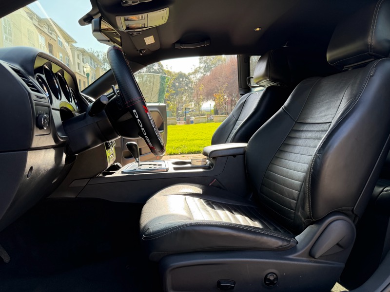 Dodge Challenger R/T 2012