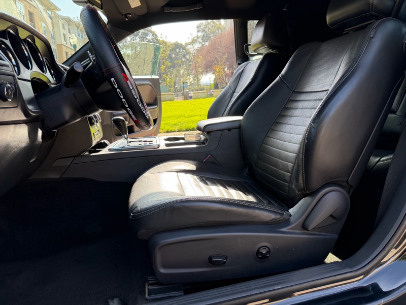 Dodge Challenger R/T 2012