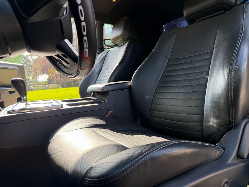 Dodge Challenger R/T 2012