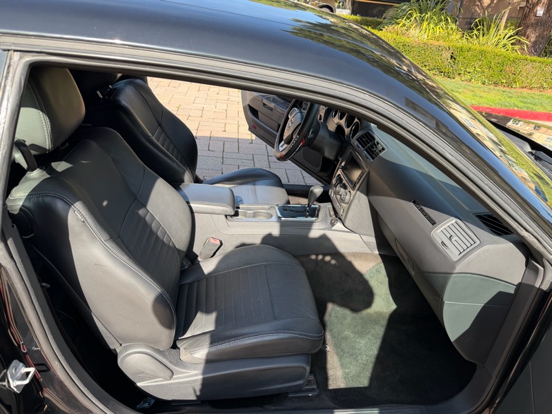 Dodge Challenger R/T 2012