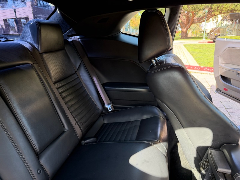 Dodge Challenger R/T 2012