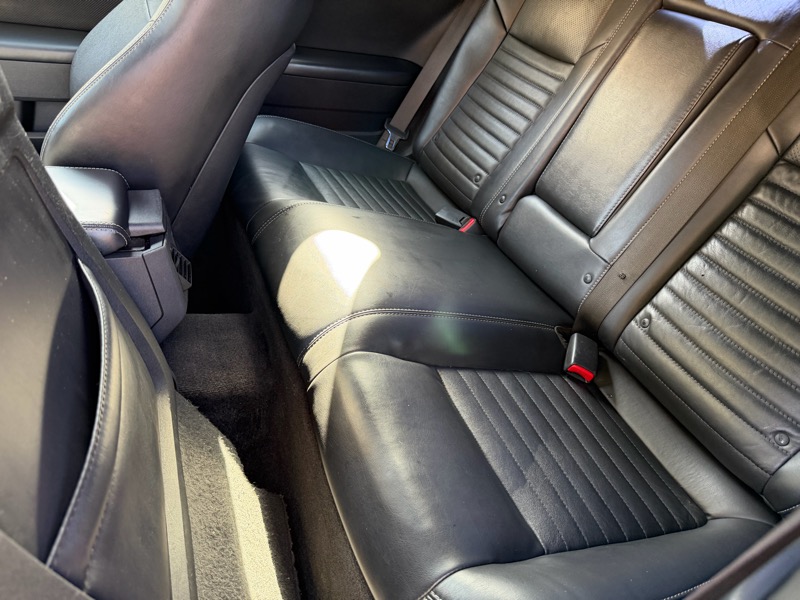 Dodge Challenger R/T 2012