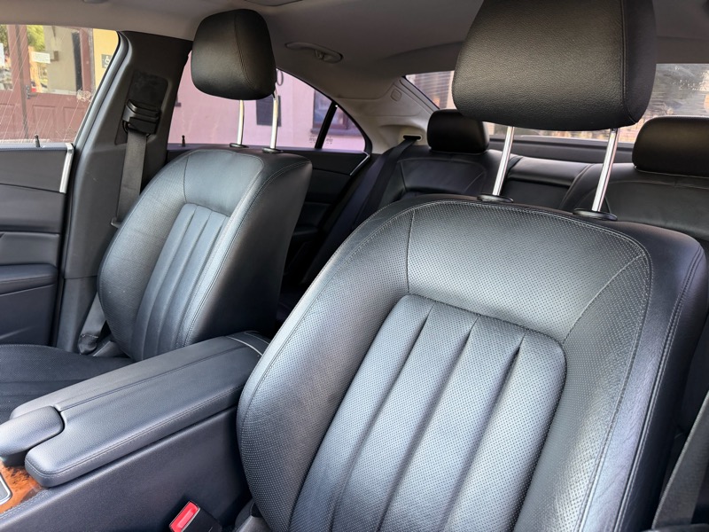 Mercedes-Benz CLS-Class CLS550 2012